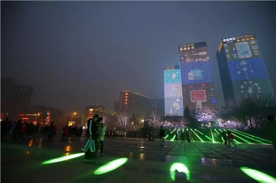 信達電通&mdash;西安高新區(qū)延平門北廣場燈光秀