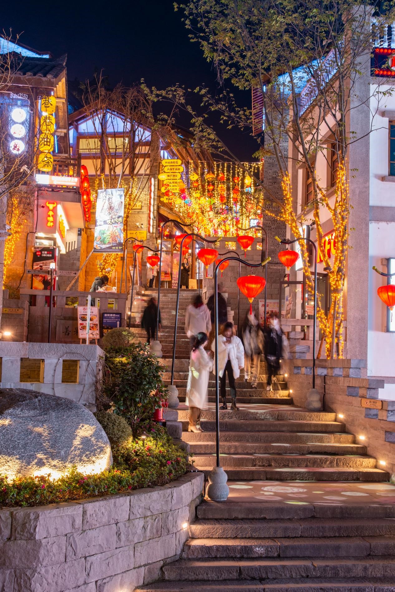 文旅夜游，帶動城市經濟發展的一把好手！01